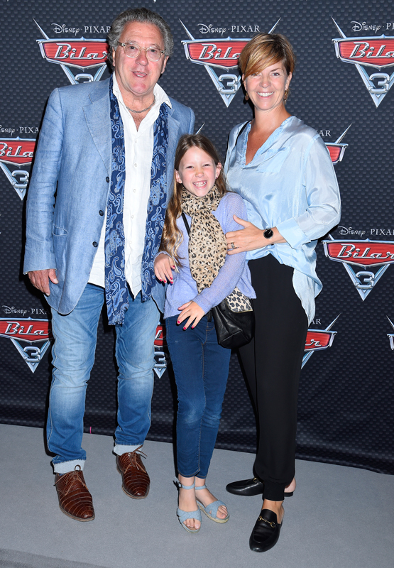 Tommy Körberg tillsammans med frun Anne-Charlotte Körberg med dottern Elvira.