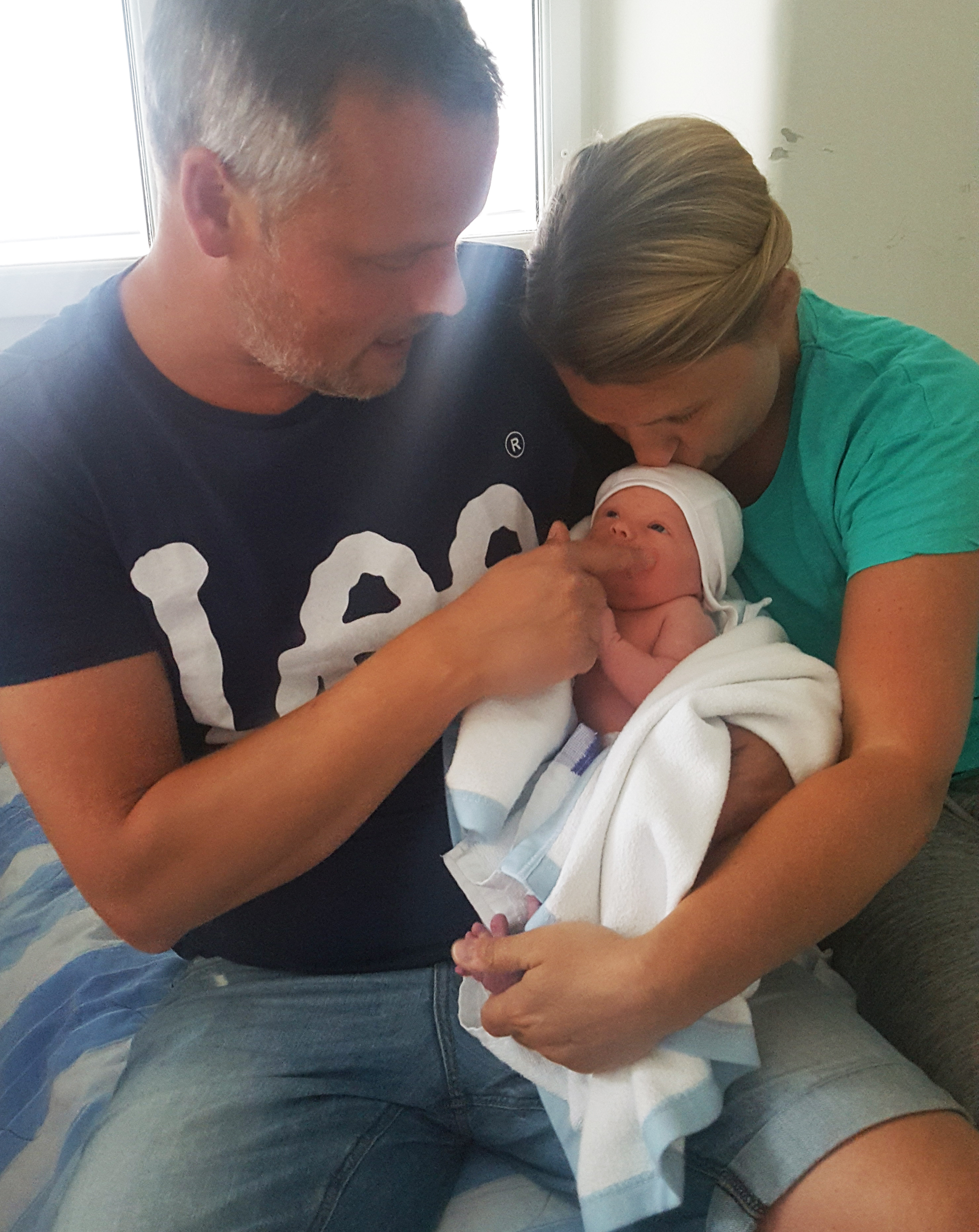 Jesper, Hannah och nyfödda Ebba