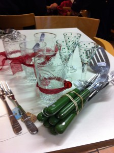 Dagens köp: gröna bestick, glas, en stekspade och fina 60-talsgafflar